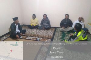 Sambangi Calon Kades Bhabinkamtibmas Desa Pandesari Polres Batu Mengajak Ciptakan Kamtibmas Yang Aman