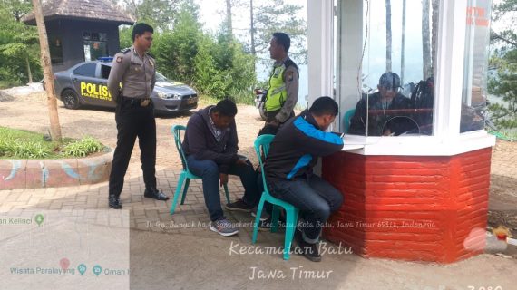 Bhabinkmtibmas Polsek Junrejo Polres Batu Patroli Smbang Berikan Rasa Aman Dan Nyamn