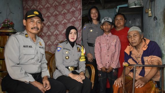 Polres Batu Berbagi Berkah di Bulan Ramadhan