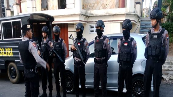 Cegah terjadinya kejahatan specialis nasabah bank, Anggota Sabhara Polres Batu All out amankan Obyek vital Perbankan