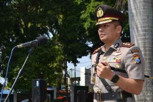 Kapolres Batu Pimpin Upacara Ziarah Tabur Bunga Dalam Rangka HUT Bhayangkara ke – 73