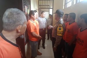 SPKT dan Provost Polres Batu, Tingkatkan Kontrol Tahanan
