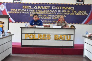Tim Kemenpan RI kunjungi Polres Batu untuk meninjau kesiapan  meraih predikat WBBM
