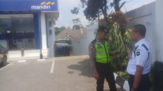 PARODI SATSABHARA POLRES BATU.