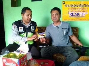 Rutinitas Polres Batu Pelayanan Masyarakat. Agar Masyarakat Aman Dan Nyaman, Patroli Satbinmas Polsek Batu Polres Batu, Giatkan Sambang Kunjungan Kamtibmas