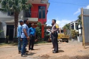 Pelayanan Prima Kepada Masyarakat oleh Polres Batu. Dialogis Dengan Warga Perumahan Bhabinkamtibmas Temas Polsek Batu Kota Polres Batu Sampaikan Pesan Kamtibmas