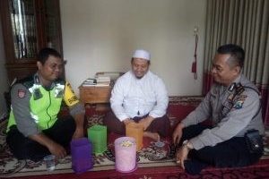 Pelayanan Prima Kepada Masyarakat oleh Polres Batu. JAGA KAMTIBMAS KANIT SABHARA POLSEK NGANTANG POLRES BATU PATROLI DAN SAMBANG TOKOH MASYARAKAT