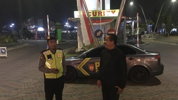 SENYUM SATSABHARA POLRES BATU