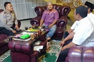 Peningkatan Pam Swakarsa Bhabin Kelurahan Sisir Polsek Batu Sambang Satpam Alun Alun Batu