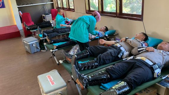 Peringati HUT Satlantas Ke – 64, Polres Batu Gelar Donor Darah