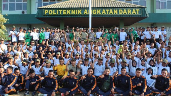 Bawa tiga tumpeng ukuran besar, Kapolres Batu berbagi kebahagiaan dengan anggota TNI dalam rangka peringati HUT TNI ke 74