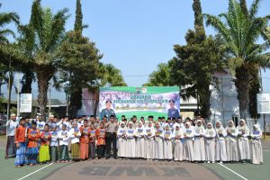 Peringati Hari Santri Tahun 2019, Kapolres Batu Bagikan 1000 Al-Qur’an