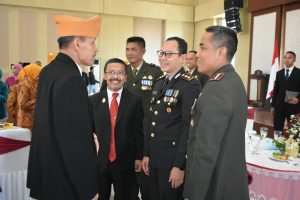 Bersama jajaran Forkompimda, Kapolres Batu hadiri peringatan hari pahlawan 10 November di Balaikota Among Tani