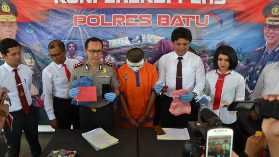 Ungkap Kasus Pelecehan Anak Dibawah Umur, Kapolres Batu Laksanakan Pers Release