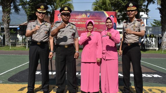 Kapolres Batu Pimpin Korp Raport Kenaikan Pangkat Penghargaan Anggota Sat Sabhara Polres Batu