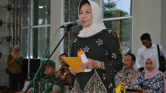 Walikota Batu pimpin apel kesiapan pengamanan tahun baru 2020 di Balai kota among Tani