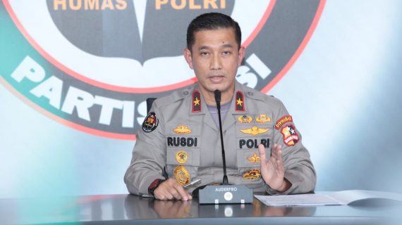 Polri Pastikan Konsep Pam Swakarsa Komjen Listyo Sigit Berbeda dengan Tahun 1998