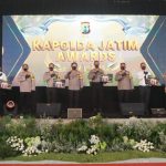 Kapolda Beri Penghargaan Anggota Teladan dan Kampung Tangguh Semeru Terbaik Di Jatim.