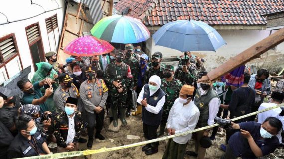 Forkopimda Jatim Silaturahmi dan Takziayah ke Pondok Pesantren Annidhomiya, Pamekasan