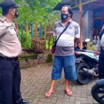 Anggota Polres Batu Laksanakan Operasi Protokol Kesehatan, Disiplinkan Penggunaan Masker dan Jaga Jarak