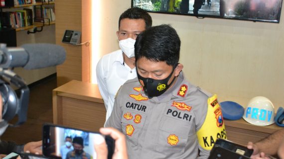 Berikan Keterangan Pers, Kapolres benarkan ada dua mahasiswa UIN Maliki yang meninggal dalam giat Basis Pencak Silat Pagar Nusa