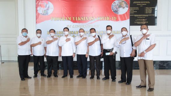 Polri Gelar Vaksinasi Covid-19 2.282 Untuk Purnawirawan Polri