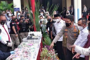 Polda Jatim Bersama Jajaran Musnahkan Ratusan Kilo Gram Narkoba Berbagai Jenis