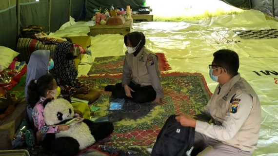 Polda Jatim hilangkan trauma korban Gempa