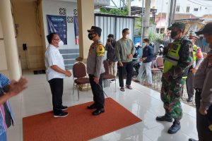 Kapolres Batu pastikan sendiri keamanan pada saat perayaan Paskah tahun 2021 .