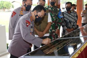 Kapolri Resmikan Sejumlah Fasilitas Bangunan Polda NTB