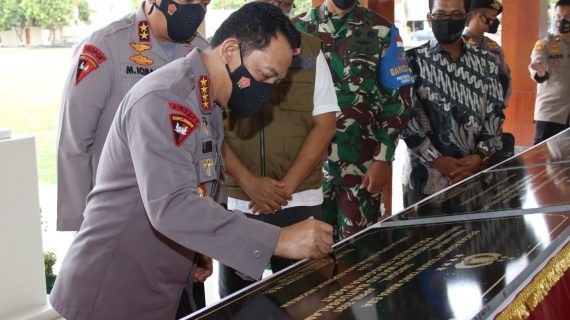 Kapolri Resmikan Sejumlah Fasilitas Bangunan Polda NTB