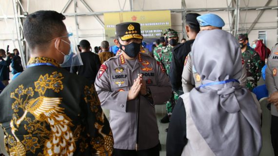Kapolri Tawarkan Anak Prajurit Awak Nanggala 402 Jadi Polisi