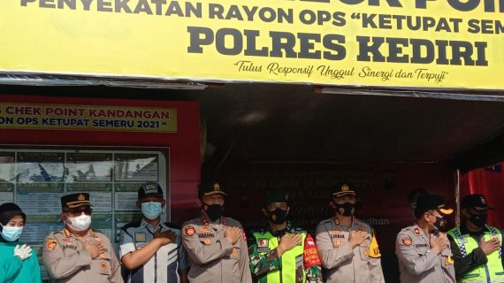 Cek Pos Penyekatan Ops Ketupat Rayon II Polres Batu  oleh Kakor Sabhara Mabes Polri