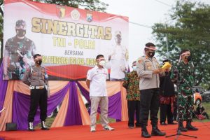 Sinergitas TNI-Polri dengan Latihan Bersama Para Pendekar dan Penandatanganan Deklarasi