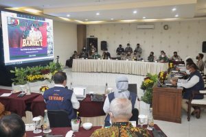 Forkopimda Jatim Pimpin Rakor Anev Penanganan Covid-19 di Madiun