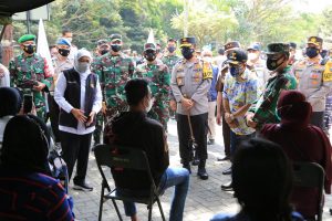 Forkompimda Jatim Mengecek Langsung Pelaksanaan Serbuan Vaksinasi di Malang