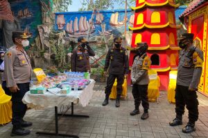 Kapolres Tanjung Perak Pimpin Operasi PPKM Darurat Diikuti Sidang Ditempat