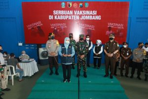 Forkopimda Jatim Cek Vaksinasi di Jombang guna Wujudkan Herd Immunity