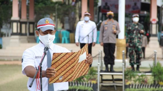 Forkopimda Sampang Pimpin Apel Deklarasi Pelajar Merdeka Lawan Covid-19 Di Kabupaten Sampang