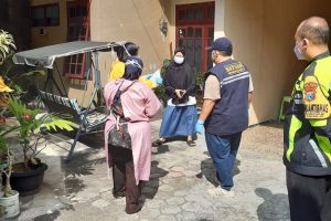 WARGA DESA DADAPREJO POSITIF, BHABINKAMTIBMAS DAN BHABINSA LANSUNG TERJUN LAKSANAKAN TRACING