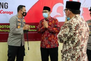 Ratusan Santri Ponpes Tambakberas Jalani Vaksinasi Yang Digelar Polres Jombang