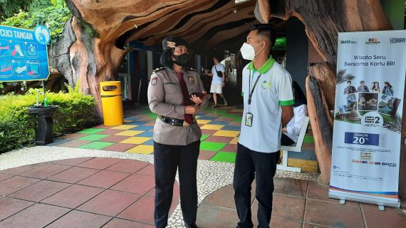 Polpar Polres Batu Patroli Awasi Prokes dan Penerapan Peduli Lindungi