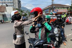Gelar Sayembara, Satlantas Polres Batu Beri Reward Pengguna Jalan