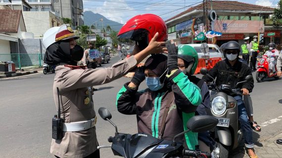 Gelar Sayembara, Satlantas Polres Batu Beri Reward Pengguna Jalan