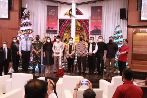 Forkopimda Jatim dampingi Menkopolhukam Cek Prokes dan Pengamanan Gereja di Surabaya