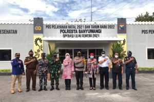 Polresta Banyuwangi Bawa Suasana Mapolresta di Pos Pelayanan Nataru ASDP Ketapang