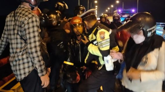 Aksi Heroik Anggota  Polres Kediri Kota Selamatkan Mahasiswi Dari Percobaan Bunuh Diri