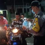 Bulan Suci Ramadhan, Polsek Ngantang Lakukan Operasi Yustisi Bagi Masker