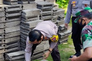 Polisi Peduli, Polres Jember Bersama Paguyuban Tali Asih Bedah Rumah Warga Kurang Mampu
