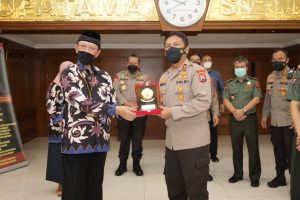MOU Polda Jatim dengan Universitas Wijaya Kusuma dan Perum Perhutani Divre Jatim, Wujudkan Sinergitas Polri dengan Stakeholder